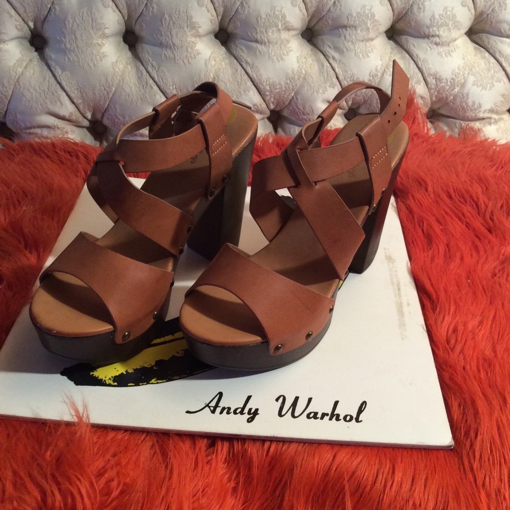 Chunky Heel Platform Sandal